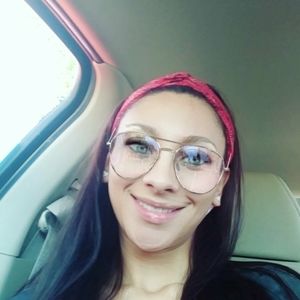 Meet your Posher, Stacia